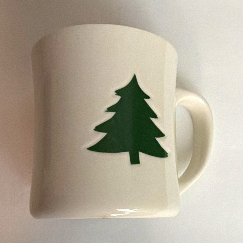 Starbucks Coffee & Tea Mug White/Green Christmas Tree Logo ©2008 12 fl oz